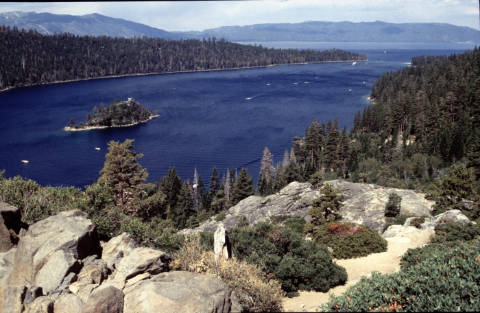 Die Emerald Bay vom …