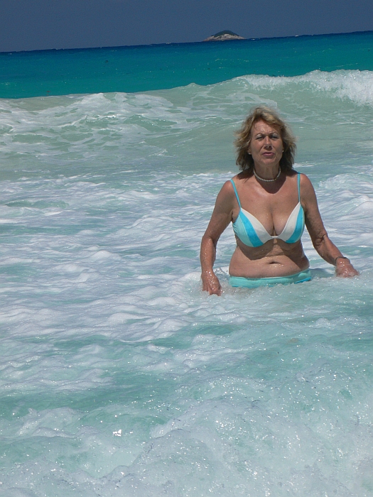 Brandung, Wasser mit …