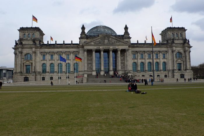 Der Reichstag, seit 1999 … 