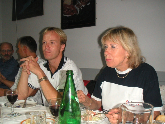 Mutter und Sohn …