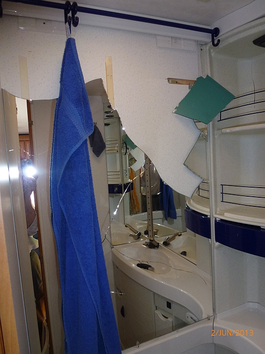 Bis zum Toilettenraum …
