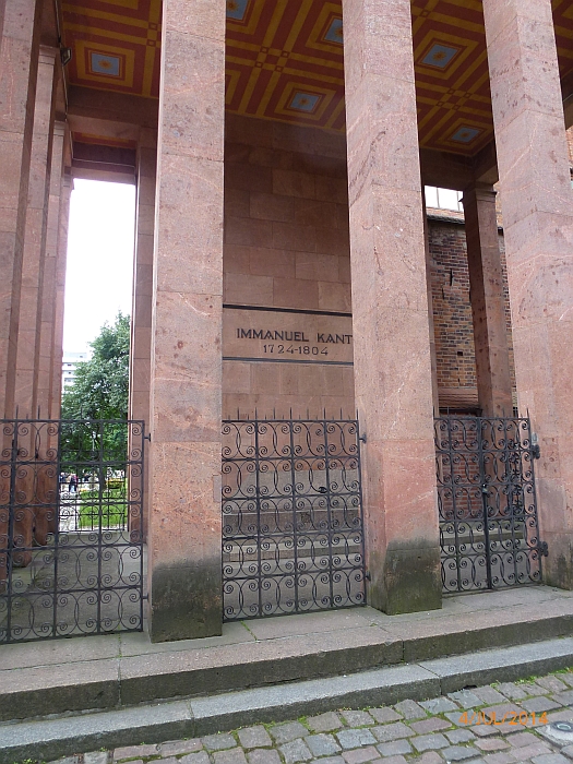 Gut rekonstruierte Gebäude ...