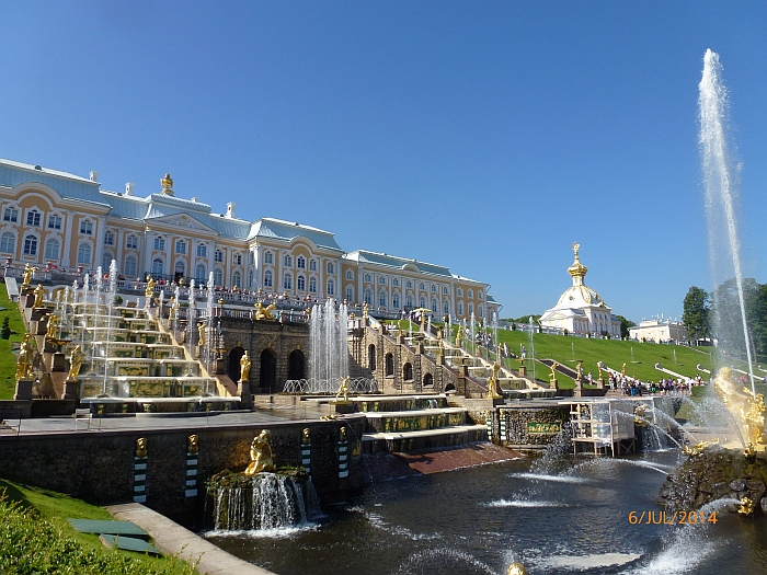 Der Peterhof, ein 300 m ...