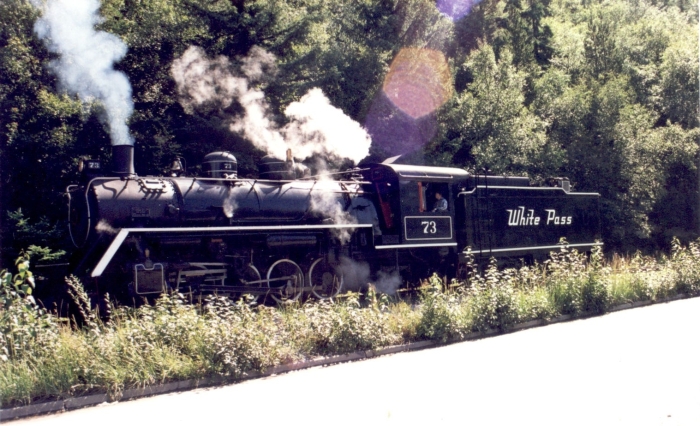 Mit der White Pass & …