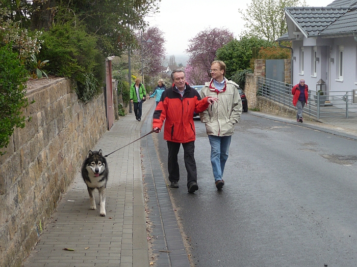 Vater und Sohn sind …