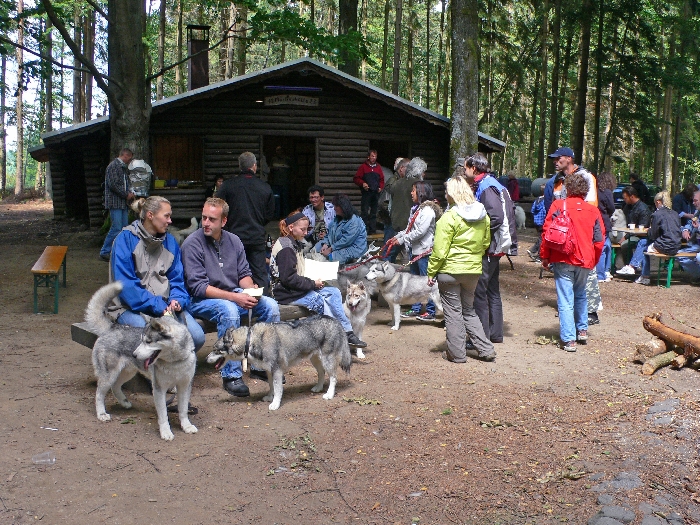 Wir treffen uns, auch zu …